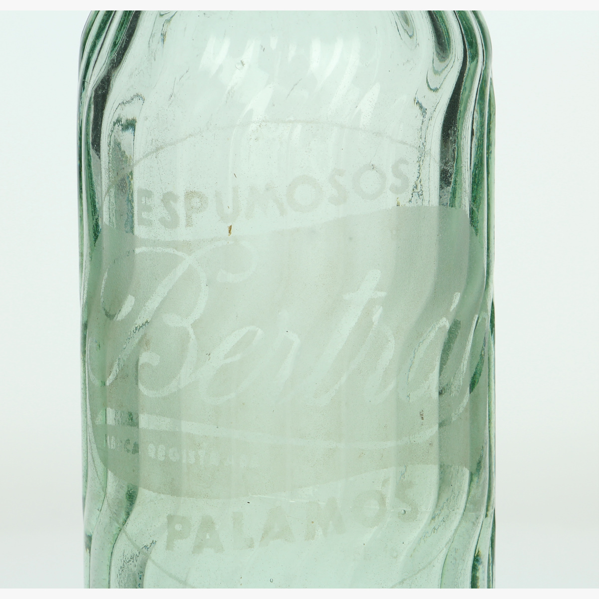 Afbeeldingen van oude soda fles espumosos bertrán palamos