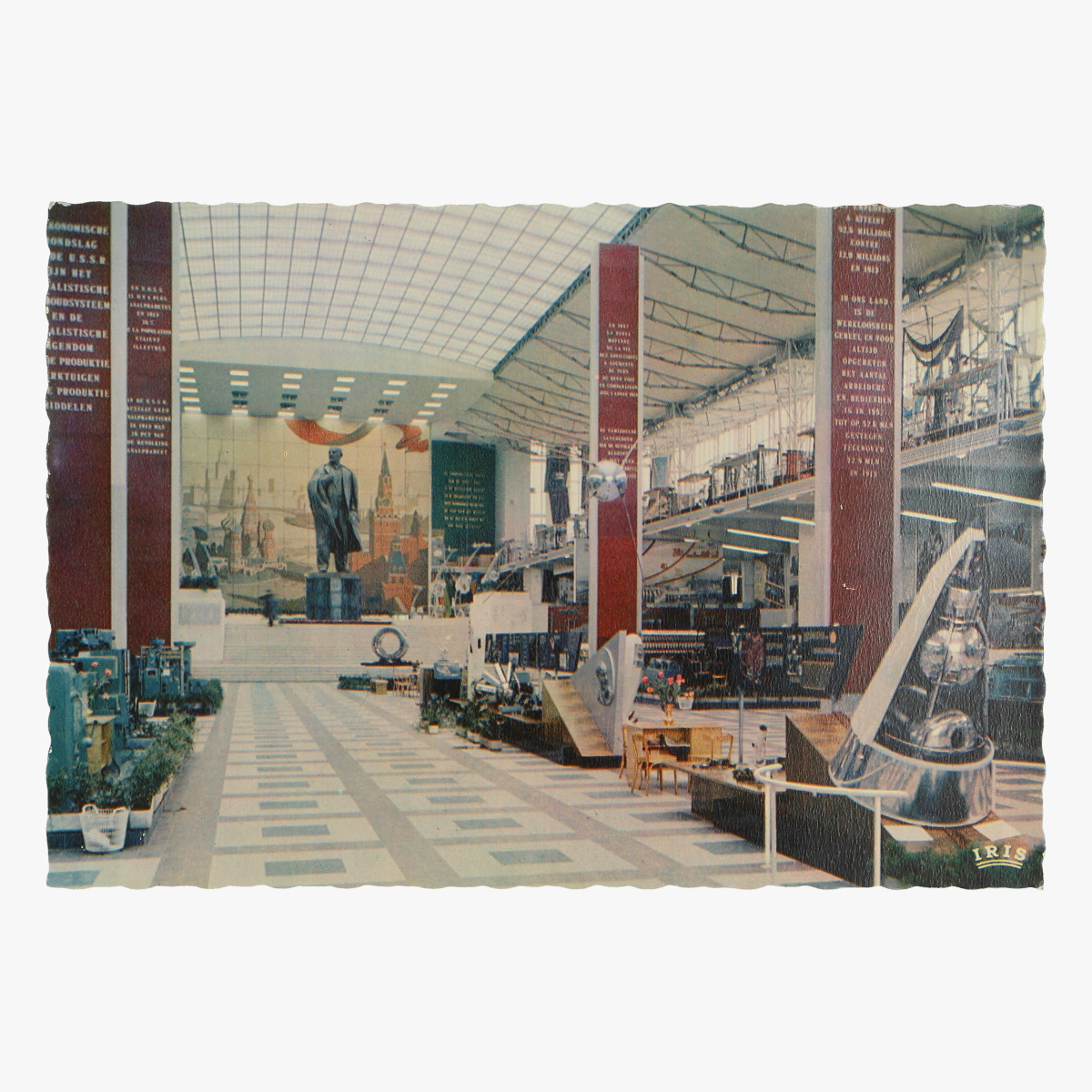 Afbeeldingen van expo 58 postkaart paviljoen van u.s.s.r. de twee spoetnikken