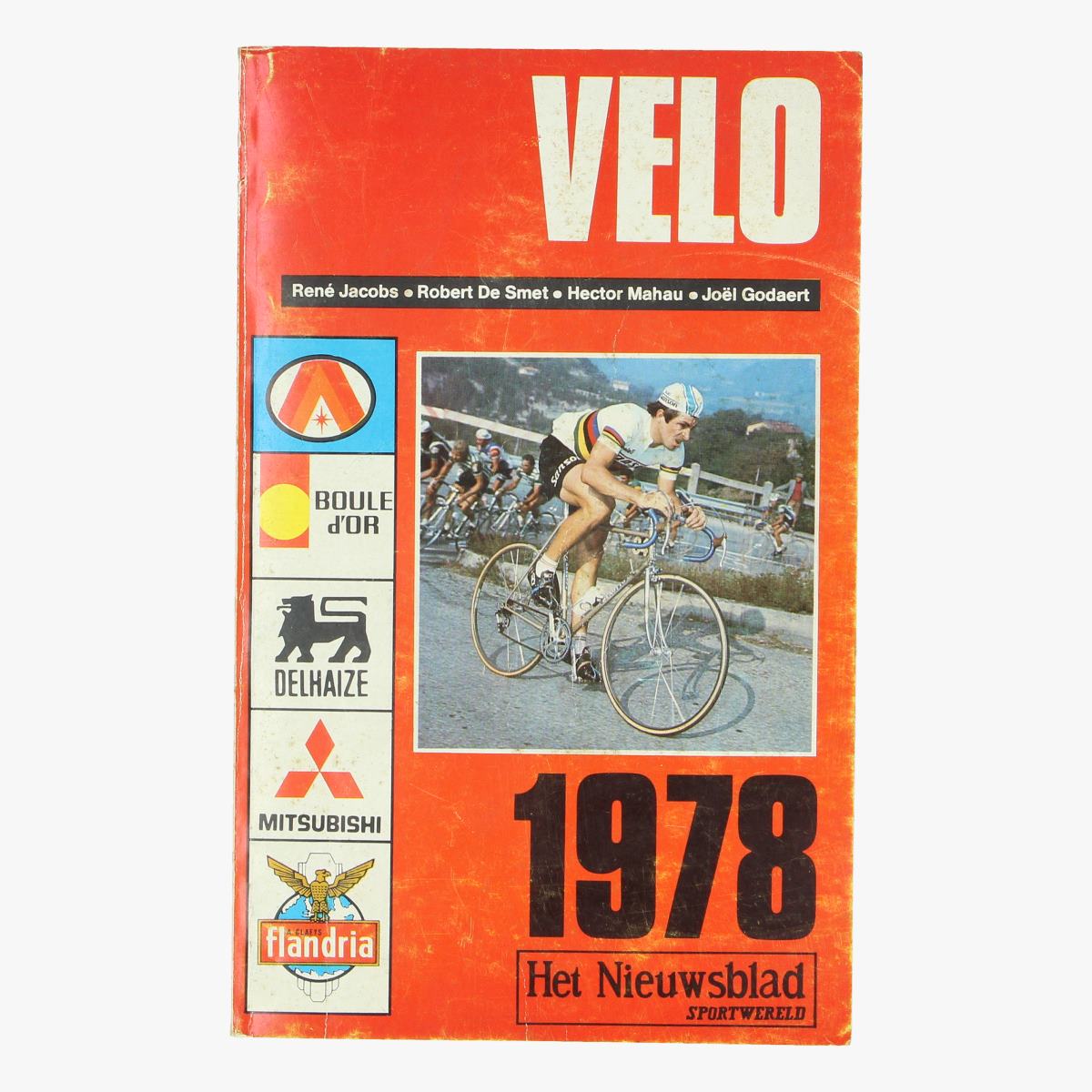 Afbeeldingen van wielrennenVelo het nieuwsblad sportwereld 1978