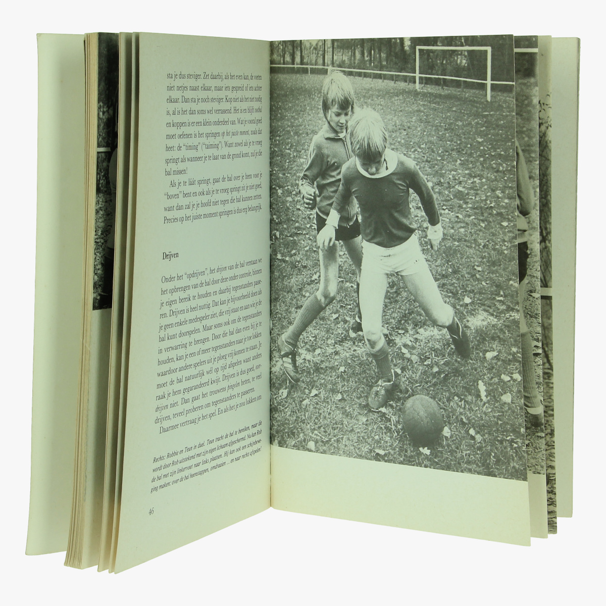 Afbeeldingen van voetbalboek het nieuwe voetbalboek voor de jeugd 1977